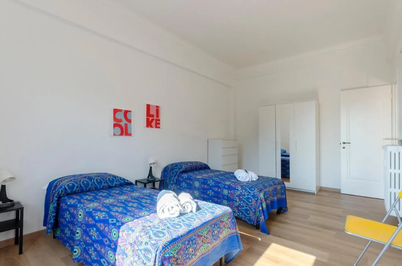 Joivy Bright Apt For 5, Near Beach, In Camogli