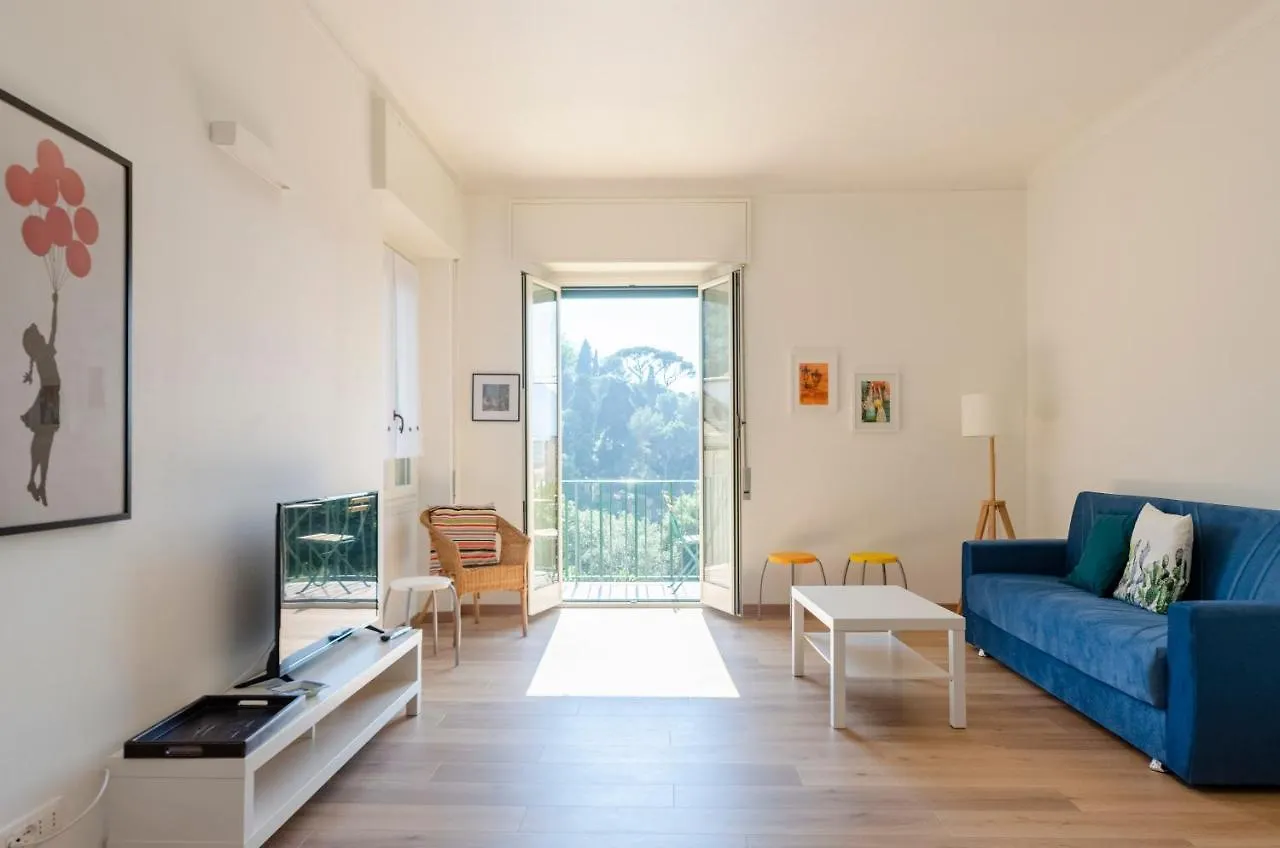 Joivy Bright Apt For 5, Near Beach, In Camogli contacts